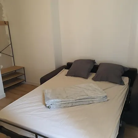 Διαμέρισμα 2 On The Ground Floor 50m From The Γκρανβίλ